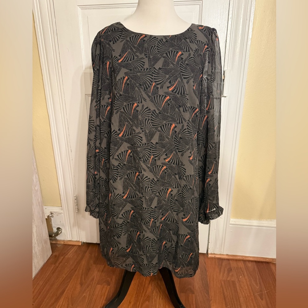Fire Los Angeles dress size L